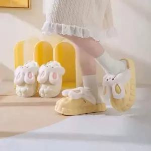 [에이치플러스몰]WL 토끼모양 방한 보온 층간소음방지 실내용슬리퍼