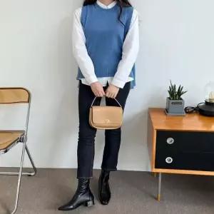 여성 루즈핏 옆버튼 포인트 니트조끼 여자 니트베스트