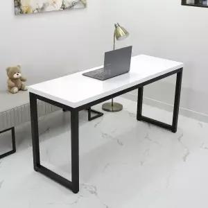 튼튼한 네모 디자인 다리 블랙 철재 노트북 테이블 1500 x 500 와이드 게이밍 책상