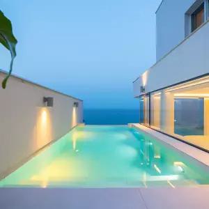 강릉 무아풀빌라