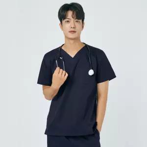 남성 쿨스판 브이넥 스크럽 상의 간호사 의사 병원 수술복 (네이비)