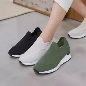 슈타운 스판 니트 슬립온 여성 발편한 키높이 신발 6cm GP220