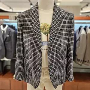 [킨록바이킨록앤더슨](신세계 사우스시티)이태리 원단 네이비 멀티패턴 조직감자켓(CHJ05C2M2)