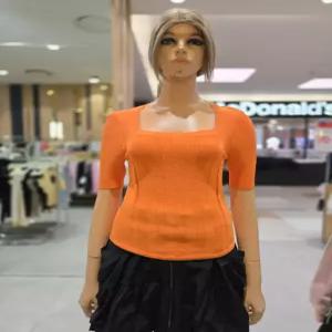 [에고이스트] 스퀘어넥 펀칭 조직 포인트 슬림니트 EQ2OKH11