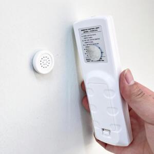 무타공 마그넷 붙이는 리모컨 자석 홀더 거치대