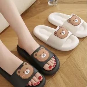 [라일리] Rly 곰돌이 쿠션 실내 사무실 학생 푹신한 슬리퍼