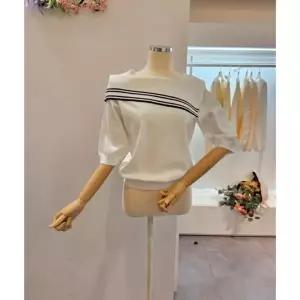 [대구백화점] [클리지]오프숄더 배색 니트(CQ2WKT14)