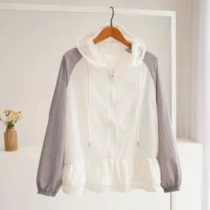 [잇수다] 일링 나그랑 배색 프릴 루즈핏 바람막이 후드 집업 맨투맨