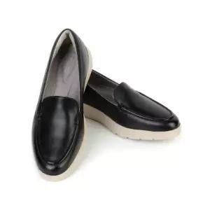 락포트 토탈모션 릴리 로퍼 M CJ4217