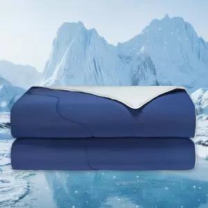 더운 잠자는 사람과 밤에 땀을 흘리는 데 이상적인 아이스 파이버 기술의 리버서블 경량 쿨링 블랭킷인