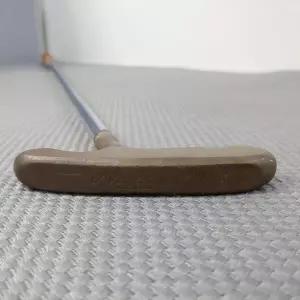 중고 소장용 타이틀리스트 ACUSHNET 아쿠쉬네트 불스아이 34인치 황동일자 퍼