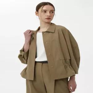 닥스 여성 25SS [스테디셀러]카키 절개 장식 면 혼방 자켓 WKJA5B407K2