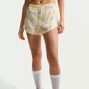 [나이키]템포 럭스 여성 드라이 핏 투인원 러닝 쇼츠 - 751 IQ3751 420743