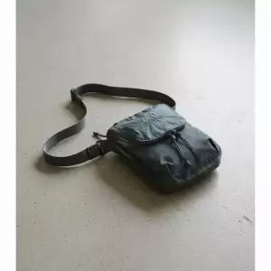 씨피컴퍼니 플레인 페이퍼 터치 숄더백 18CMAC049A 110188G 935