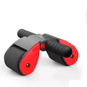 헬스장이나 가정에서 코어 운동을 위한 무릎 패드가 있는 튼튼한 바퀴 롤러