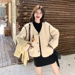 헐크 여성용 여자 페이크 퍼 가죽 재킷 코트 일체형 KKE1