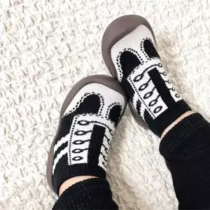 꼬무신 토마스워커 라인화이트 - 블랙,화이트 {WLM}