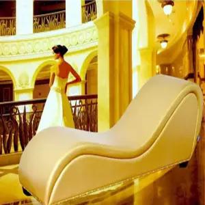 S자형 의자 관계 굴곡 침실 커플 펜션 러브 웨이브