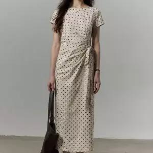 [휴드]도티 셔링 민소매 원피스_P421150192