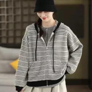 타노스여친 니트 캐주얼 가을 스웨터 후드 카디건 데일리룩 빅사이즈 간절기 스트라이프 상의 KUK3