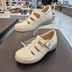 [엘칸토]엘칸토 HC11 소가죽 여성화 O5J7U61Y339 (48727729)