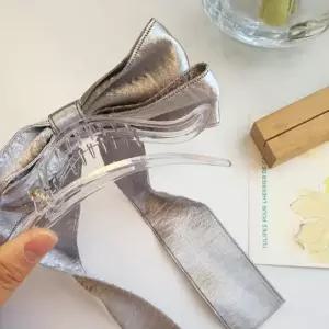 [옷자락]여성 쉬머 새틴 롱리본 세련된 반묶음 집게핀