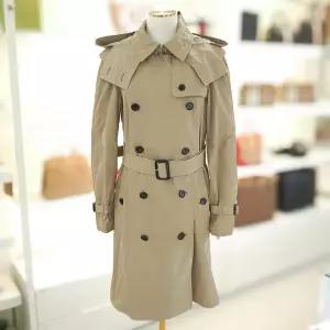 버버리 베이지 앰버포드 후드 트렌치 코트 4062463 140552691