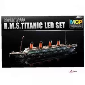 타이타닉 미니어처 소품 프라 LED 조타기 조립 모델opq324
