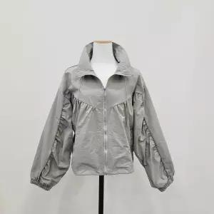 [포커스]코나점퍼 FM6C3JP3147KK_SH