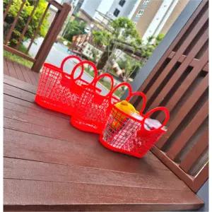 빈티지 레트로 빨간 장바구니 플라스틱 시장 바구니 바스켓