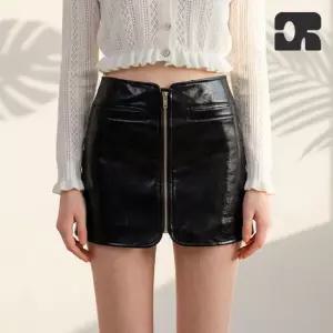 [CENTAUR] SHINING LEATHER MINI SKIRT