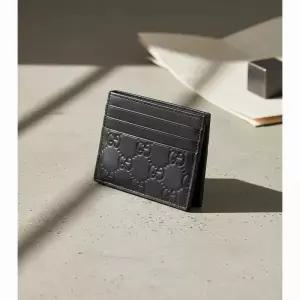 구찌 GG 엠블럼 카드케이스 26SS 카드지갑 명함지갑 850187 AAFDV 1000