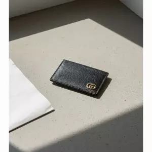구찌 26SS GG 마몽 카드 케이스 카드지갑 블랙 657588 DJ20T 1000