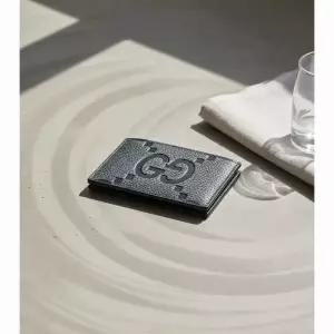 구찌 맥시 GG 카드 지갑 블랙 812681 AAECE 1046