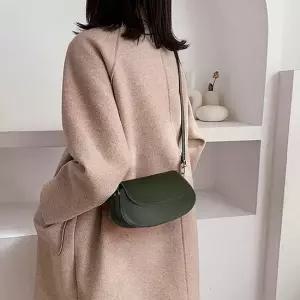 라운드 골드체인 포인트 스트랩 여성 미니 크로스백