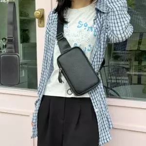 끈조절 슬링백 조절이 무게 가능 휴대 끈으로 가죽 미니형 간편한 가벼운 데일리 가능