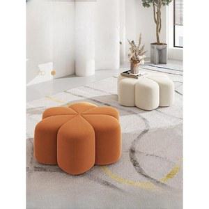 1인 쇼파 스툴 좌형 윙체어 편한 반원형 편안한 토고소파 빈 스펀지 북유럽 1인용쇼파