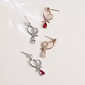 [하프클럽/](폭스타일)(은침) 라임 하트 귀걸이