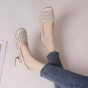 MN 여성 웨지힐 샌들 펌프스 봄여름 리얼 가죽 펀칭 편안한 사계절 단화 인기2