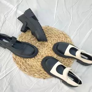 [더블디][더블디] RJ-c7162 여성 키높이 로퍼 통굽 배색 플랫슈즈 (11049441A)