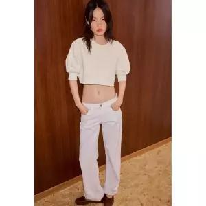 ZARA 볼륨 크롭 스웨트셔츠 - 크림 412945