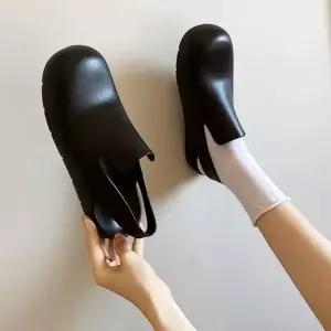 고무 플랫슈즈 실내화 여성신발 슬리퍼 겨울 털슬리퍼 푹신한 사무실 회사 학교 통굽 퍼