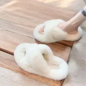 베르 털슬리퍼 겨울 여자슬리퍼 털실내화 신발 3size 털슬리퍼 겨울 사무실슬리퍼