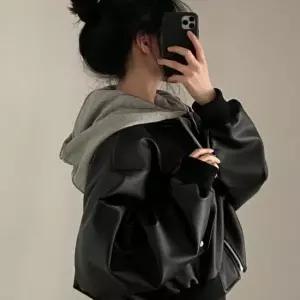 [옷은날개] 루즈핏 여자 가죽 점퍼 투피스후드 스타일 후디 라이더 자켓