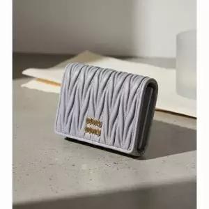 미우미우 마테라쎄 나파 가죽 여성 반지갑 5MV204 AFPP F0230