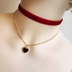 벨벳 하트 더블 초커