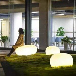 조약돌 의자 돌벤치 조명 충전식 원목 모델 펜션 정원 등받이 발광