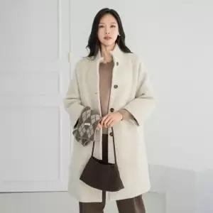 [마담4060]엄마옷 마담4060 클래씨마담 헤어리하이넥울 데일리 여성 코트-RCO2512003-