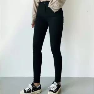 여성데님팬츠 기모 스키니 팬츠 슬림핏 겨울 면바지 블랙진 여친룩