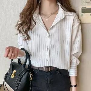 스트라이프셔츠 세로 스트라이프 셔츠 모던핏 9부소매 세련 데일리 오피스룩